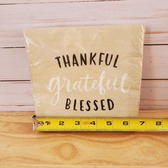 Luncheon Napkins Thanksgiving And Holiday Snowflakes Designs 20 Count Each - Picture 6 of 8